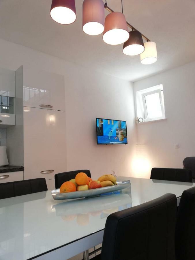 Apartment Porat Τρογκίρ Εξωτερικό φωτογραφία