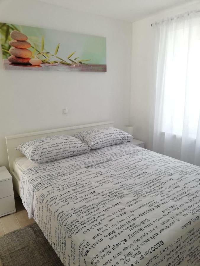 Apartment Porat Τρογκίρ Εξωτερικό φωτογραφία
