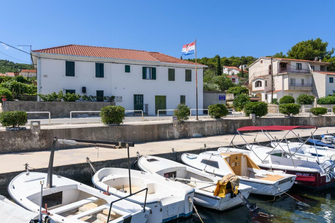 Apartment Porat Τρογκίρ Εξωτερικό φωτογραφία