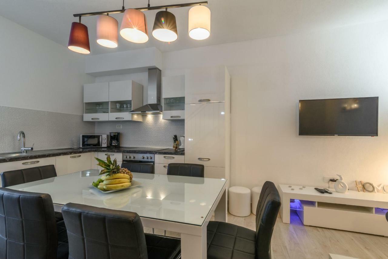 Apartment Porat Τρογκίρ Εξωτερικό φωτογραφία